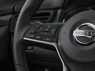 Nissan  19