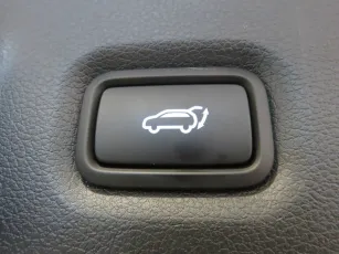 Hyundai  18