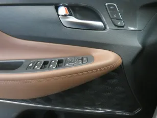 Hyundai  19
