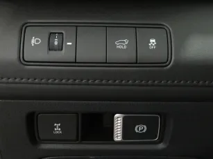 Hyundai  21