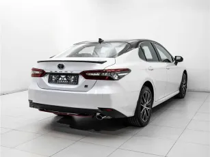 Toyota  5