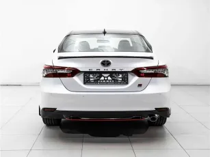 Toyota  6
