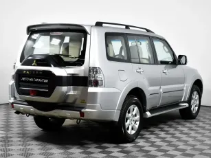 Mitsubishi  5