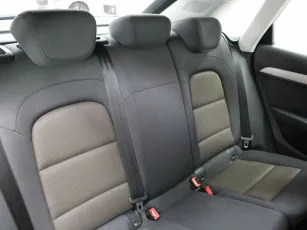 Audi  12