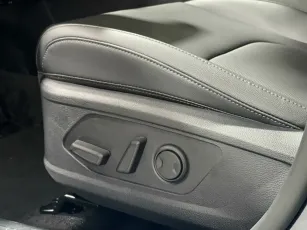 Kia  11