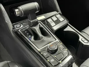 Kia  14
