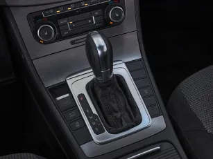Volkswagen  15