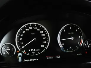 BMW  12