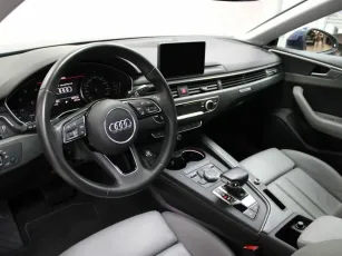Audi  11
