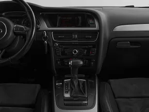 Audi  16