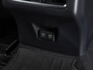 Toyota  17