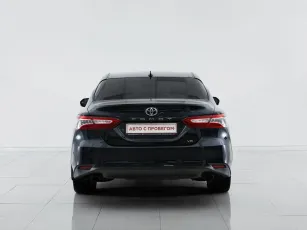 Toyota  6