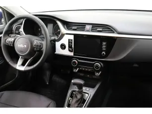 Kia  11