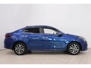 Kia  4