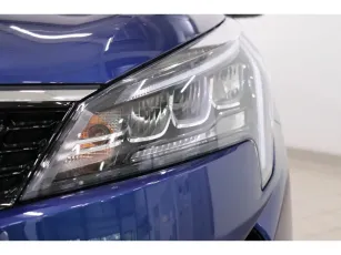 Kia  9