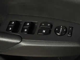Hyundai  10