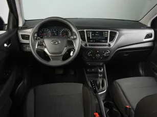 Hyundai  6