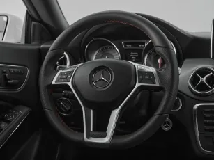 Mercedes-Benz  10