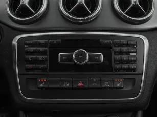 Mercedes-Benz  19