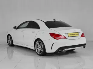 Mercedes-Benz  4