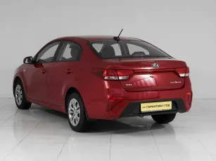 Kia  4