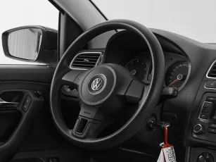 Volkswagen  10