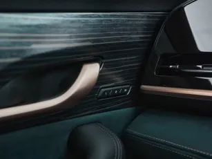 Geely  24