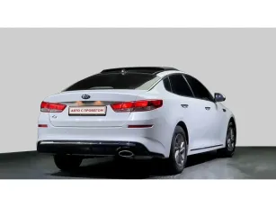 Kia  3