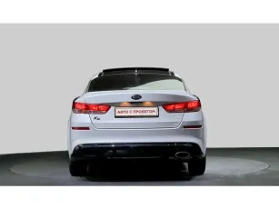 Kia  4