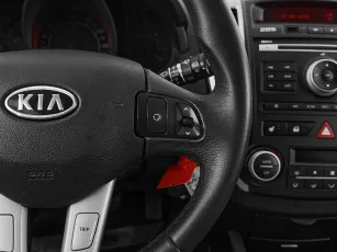 Kia  12