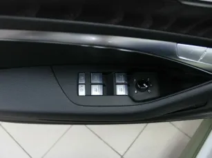 Audi  13