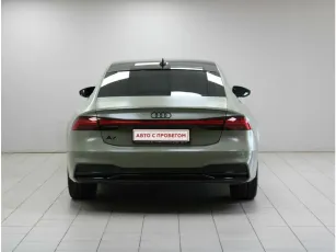 Audi  5