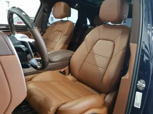 Porsche  11