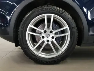 Porsche  8