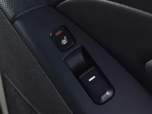 Hyundai  11