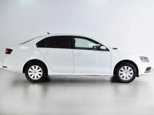 Volkswagen  4