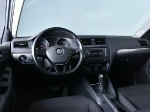 Volkswagen  6