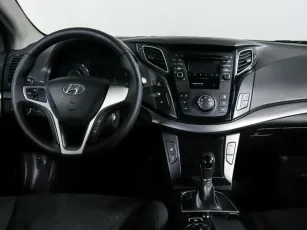 Hyundai  9
