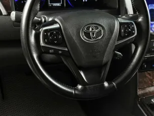 Toyota  11