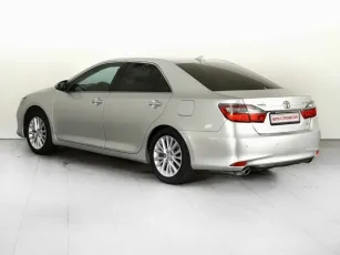 Toyota  3