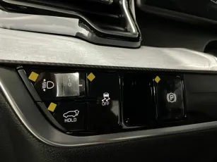 Kia  11