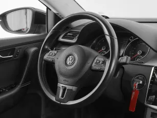 Volkswagen  10