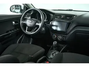 Kia  11