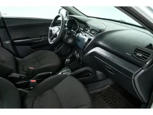 Kia  12