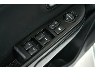 Kia  14