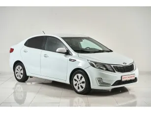 Kia  3