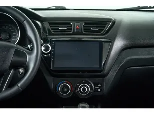 Kia  9