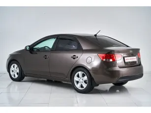 Kia  4