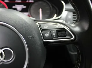 Audi  12
