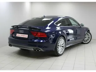 Audi  4